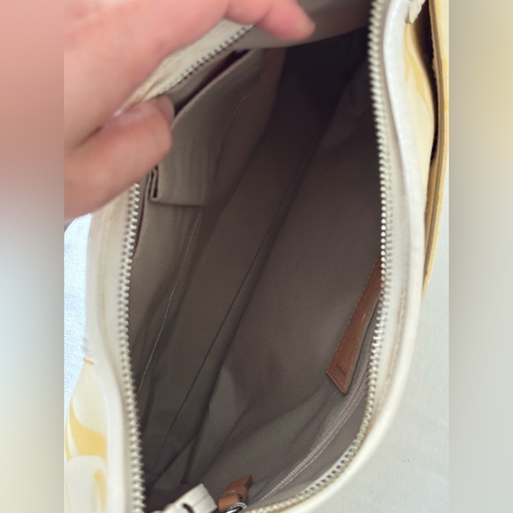 Vintage COACH HOBO SHOULDER BAG PURSE YELLOW WHITE F13336 SPRING SUMMER - Picture 10 of 13